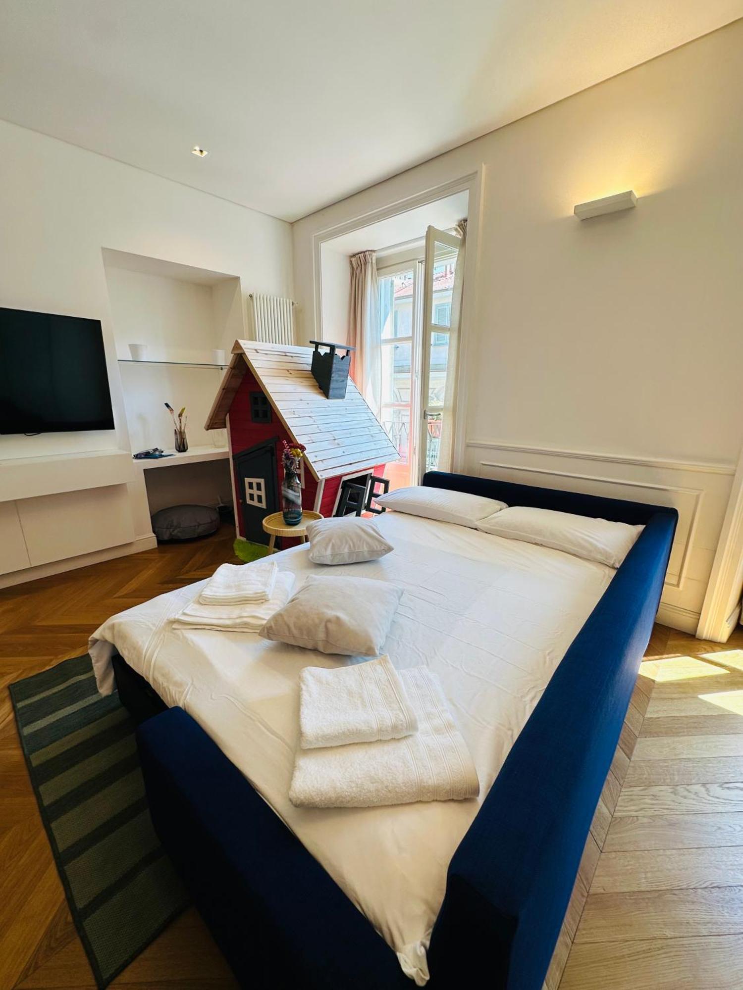 Home Suite Home Turyn
