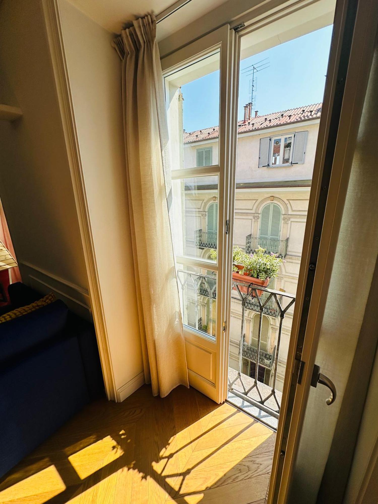 Home Suite Home Apartament *