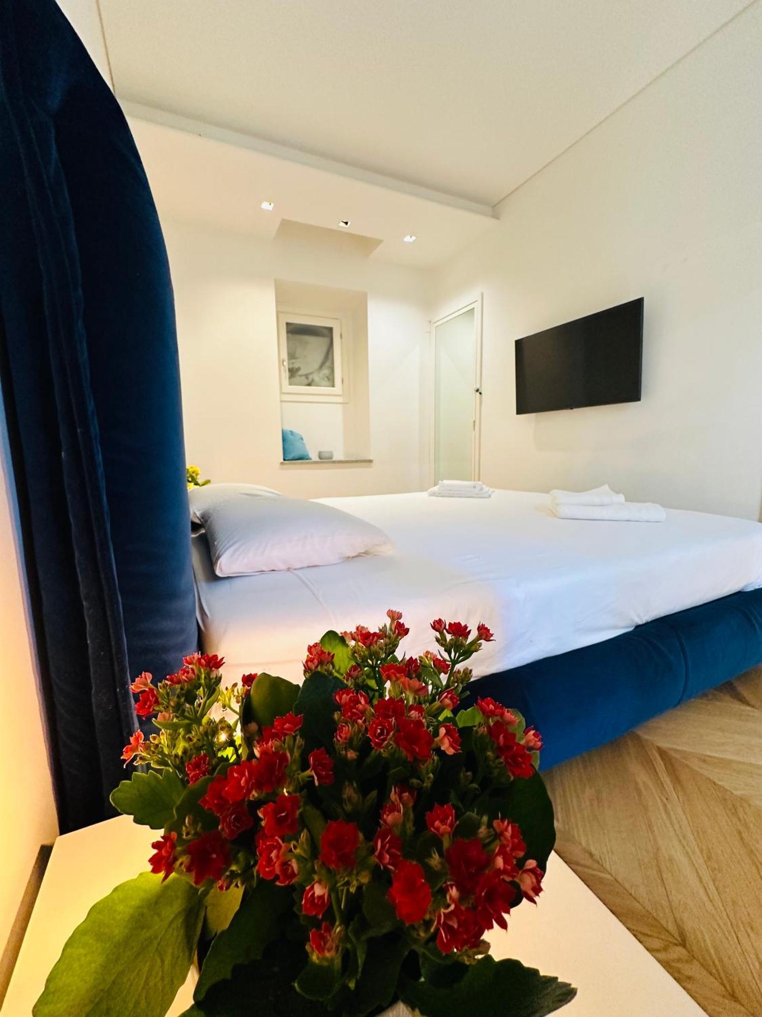 Home Suite Home * Turyn