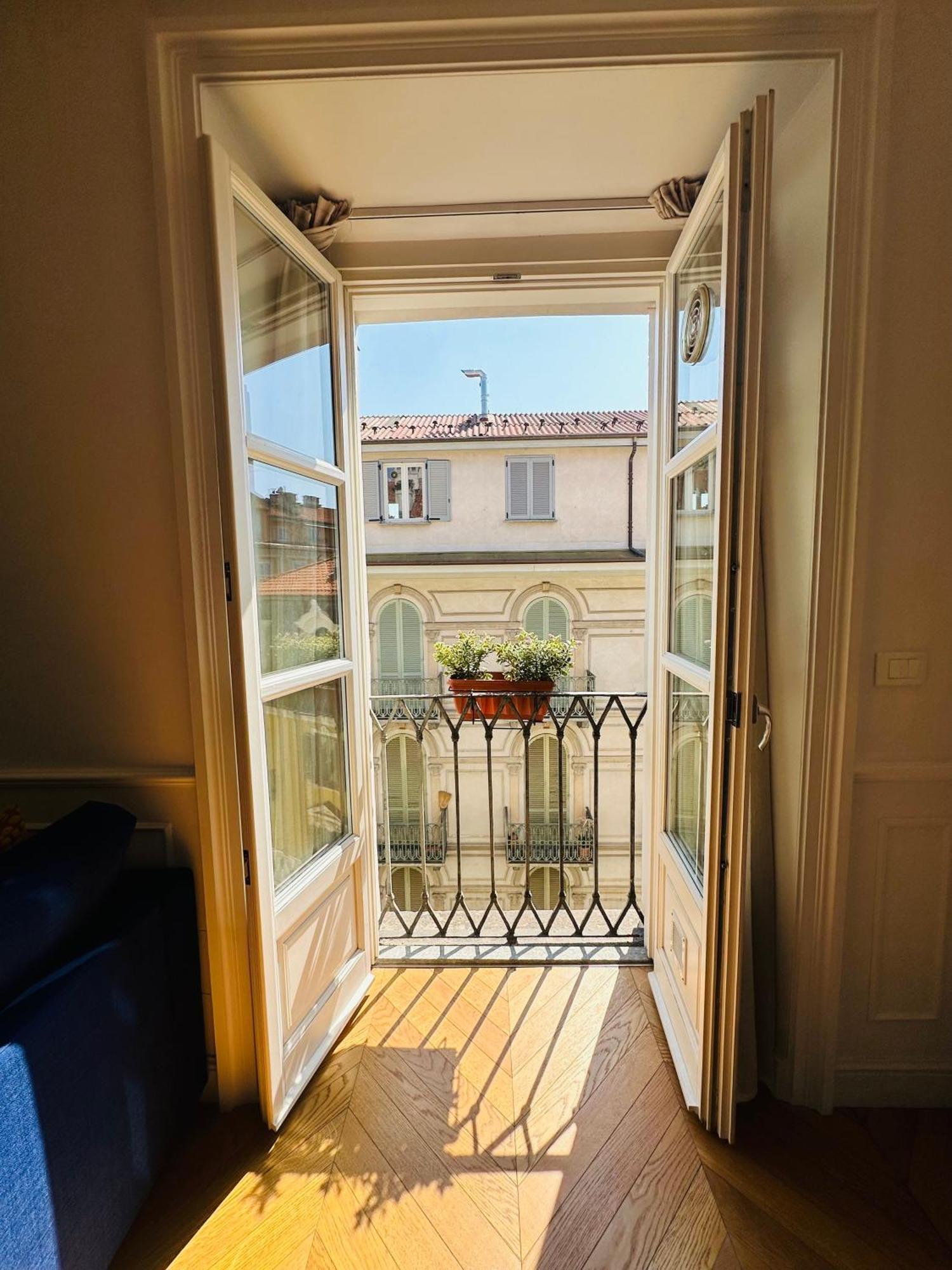 Home Suite Home Turyn